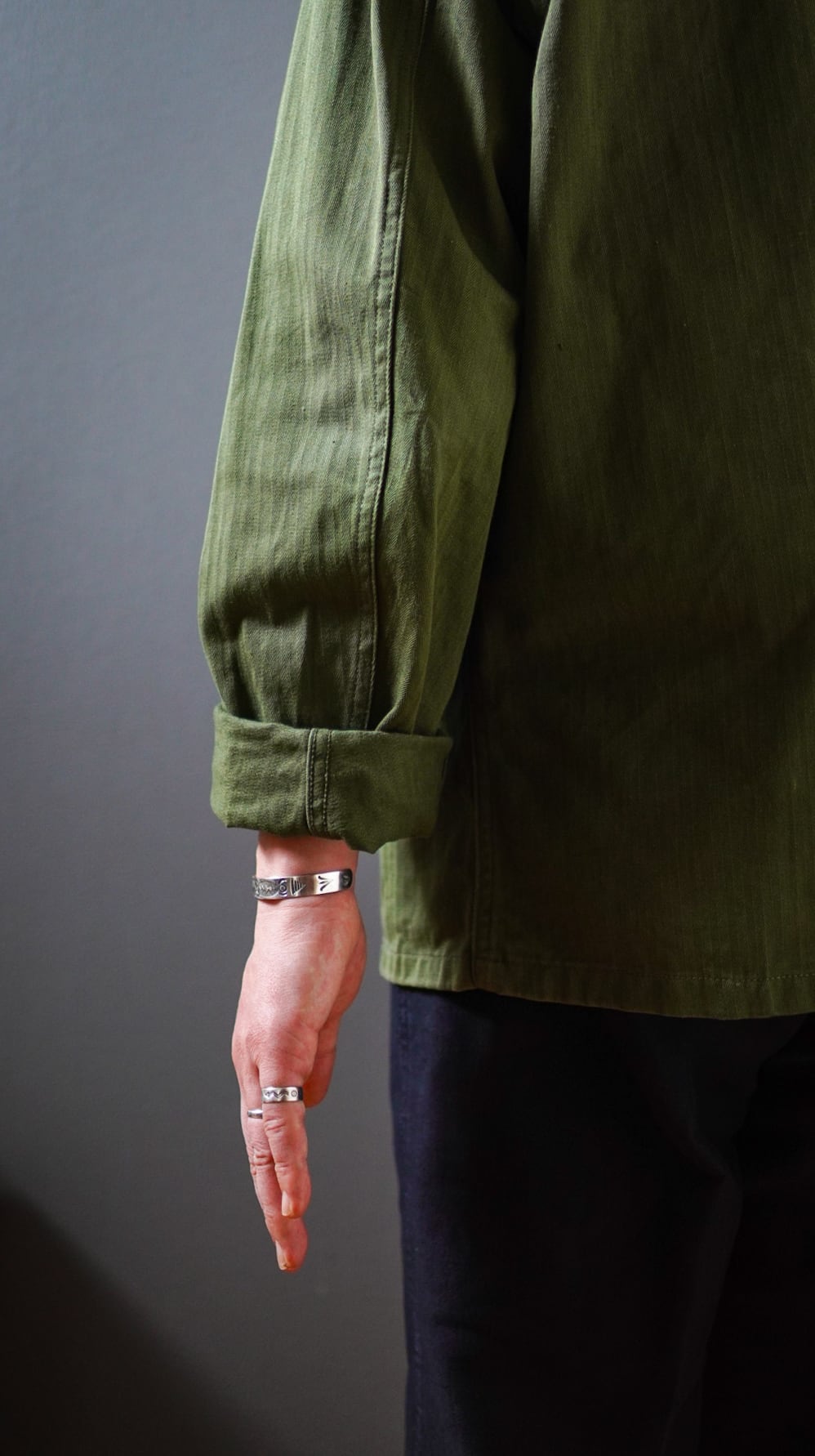 1920-1940s】ナバホ スワスティカ 逆卍 バングル 《ネイティブ