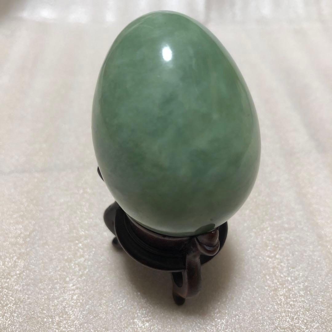 【アンティーク】卵型玉翡翠　置物　飾り台・箱付 jade antiques アンティーク】卵型玉翡翠 置物 飾り台・箱付 jade antiques